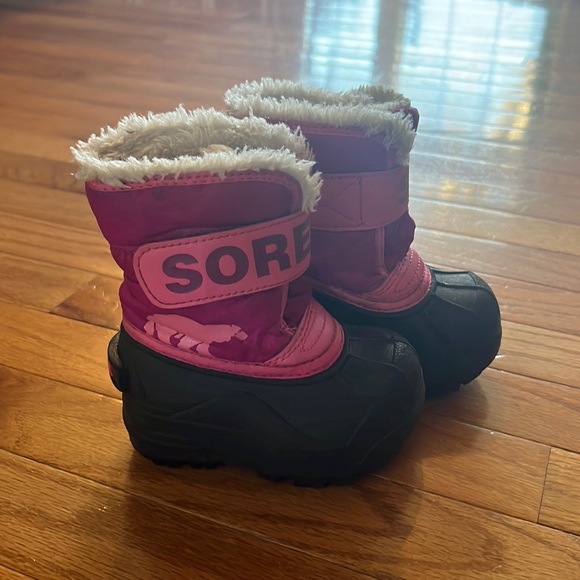 Sorel toddler snow boots - Picture 4 of 6